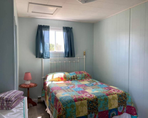 Cabin six bedroom